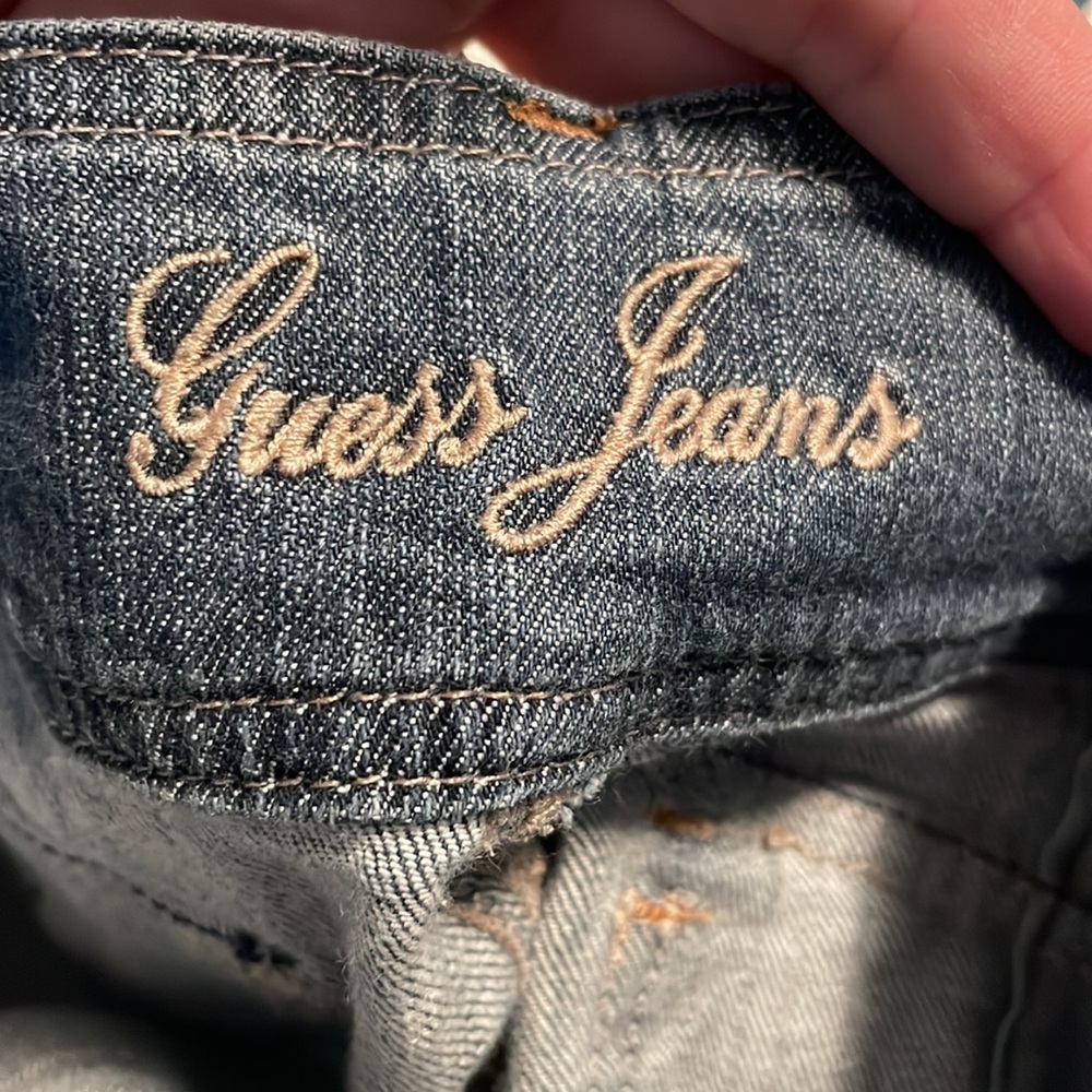 Guess Jeans 👖 - Picture 2 of 5